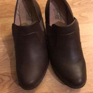 Croft and barrow shoes.